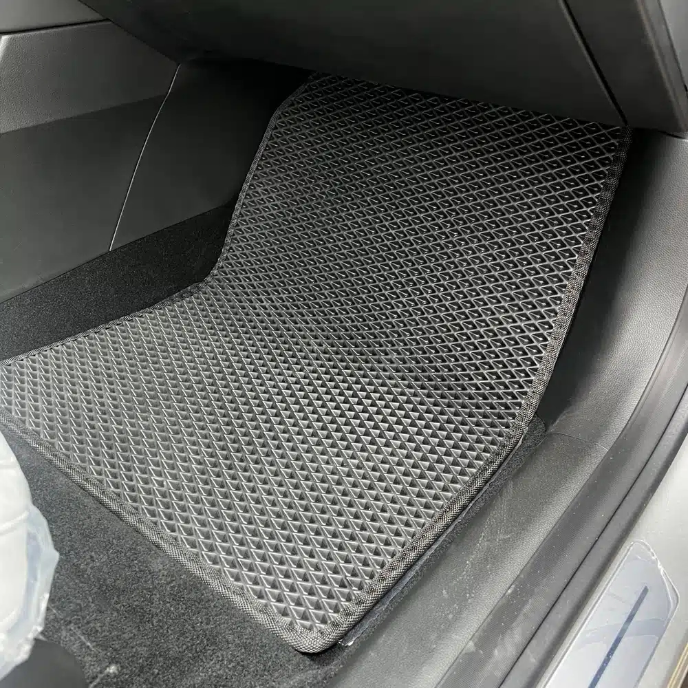 שטיח קידמי לרכב XPENG P7