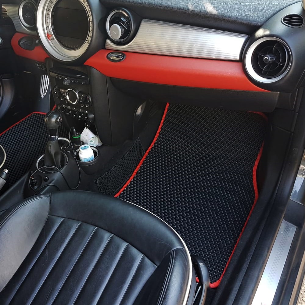 שטיח קידמי לרכב MINI COOPER שנים 2014-2007 רכב 3 דלתות