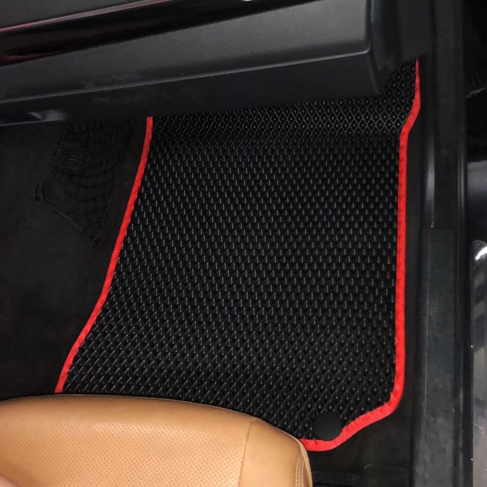 שטיח קידמי לרכב MERCEDES E צורת הרכב קבריולט שנים 2016-2009