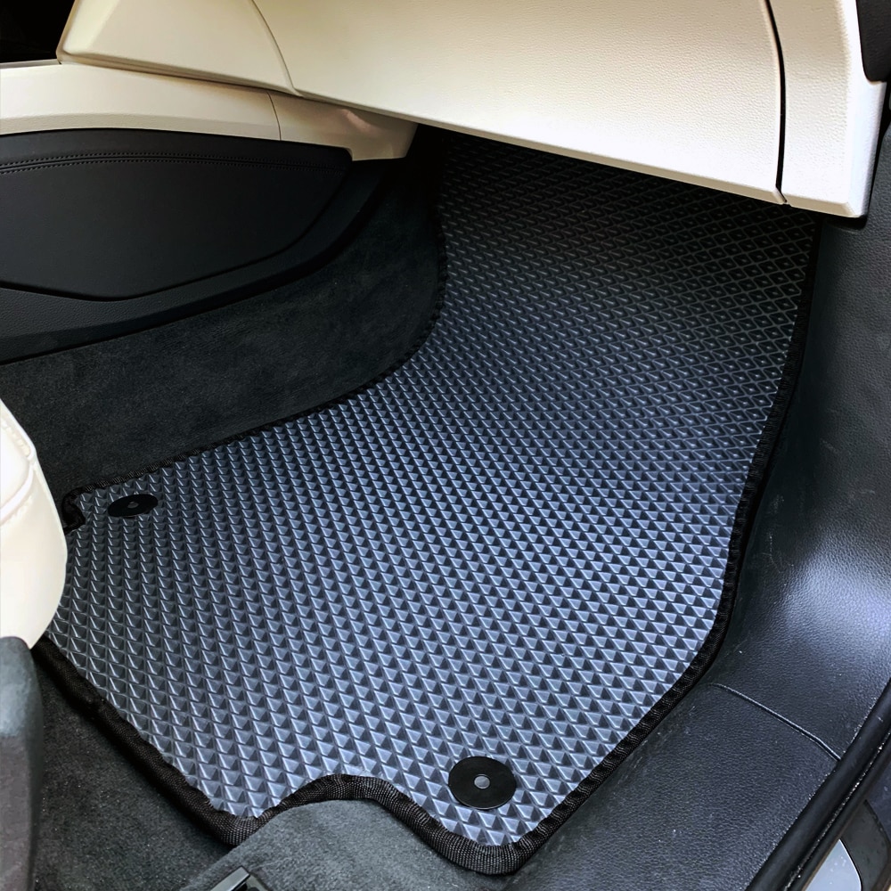שטיחי רכב אאודי E-TRON | שטיחים ניתנים לשטיפה במים