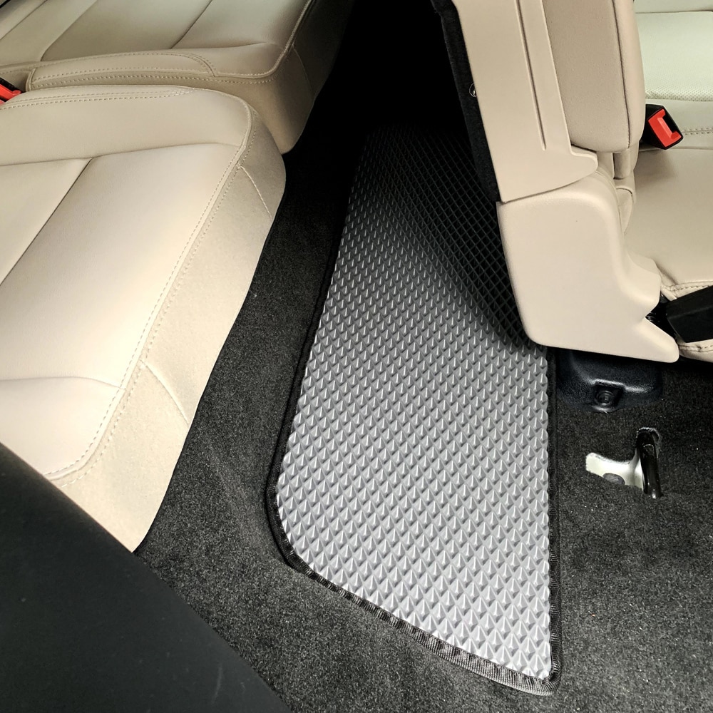 שטיח לשורה שלישית רכב פורד אקספלורר