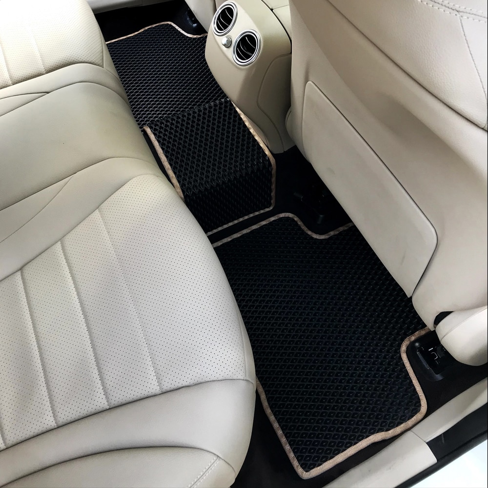 שטיח אחורי לרכב MERCEDES GLC צורת הרכב קופה