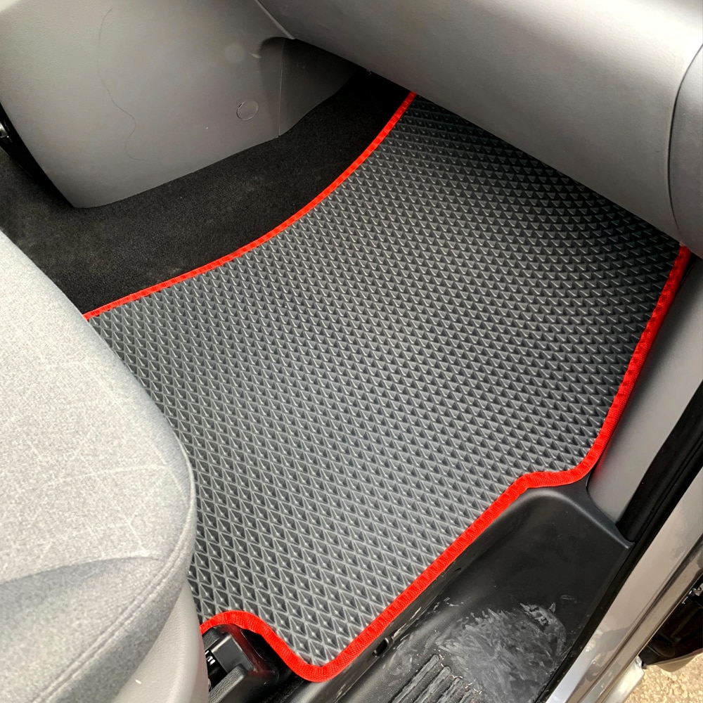 שטיחי רכב יונדאי H1 | שטיחי רכב יונדאי I800 | אספקה מהירה עד הלקוח