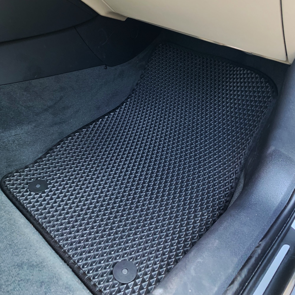 שטיחי רכב אאודי Q3 | אספקה עד הלקוח
