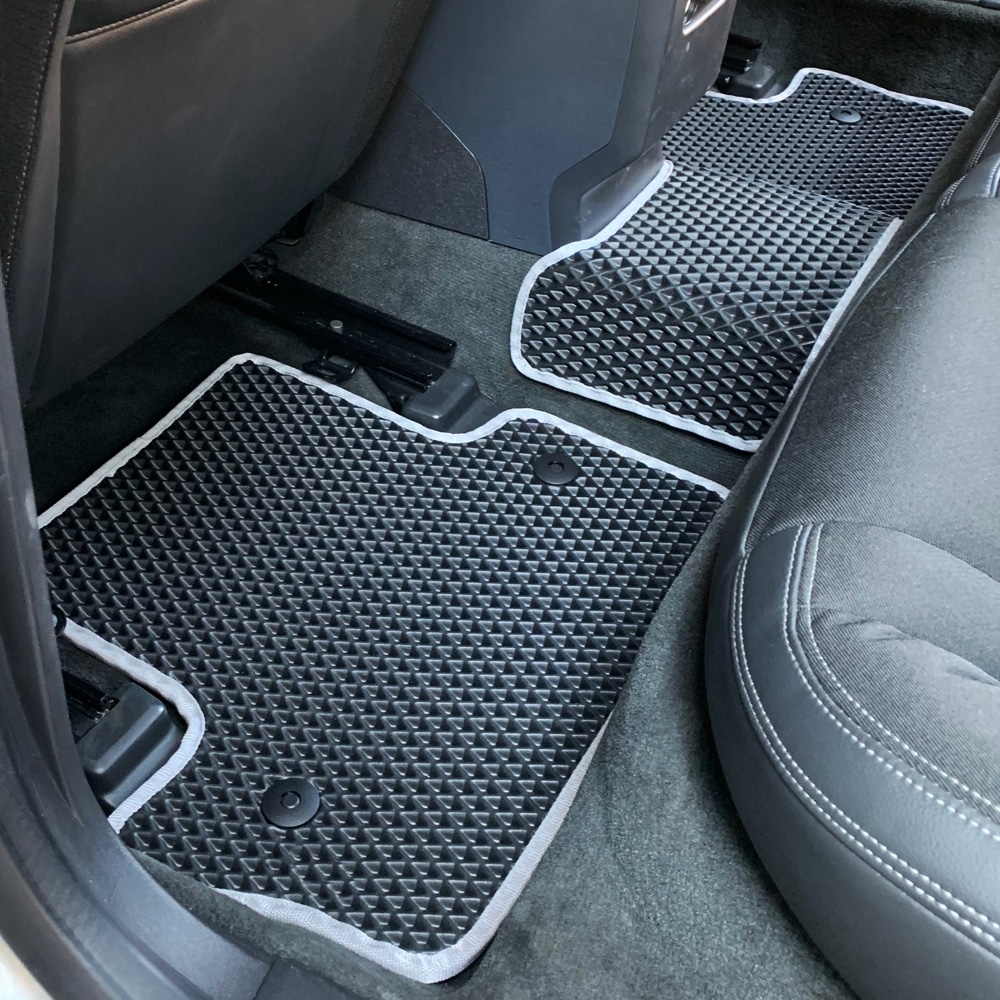 שטיחים אחוריים לרכב וולוו S60 שנים 2019-2010
