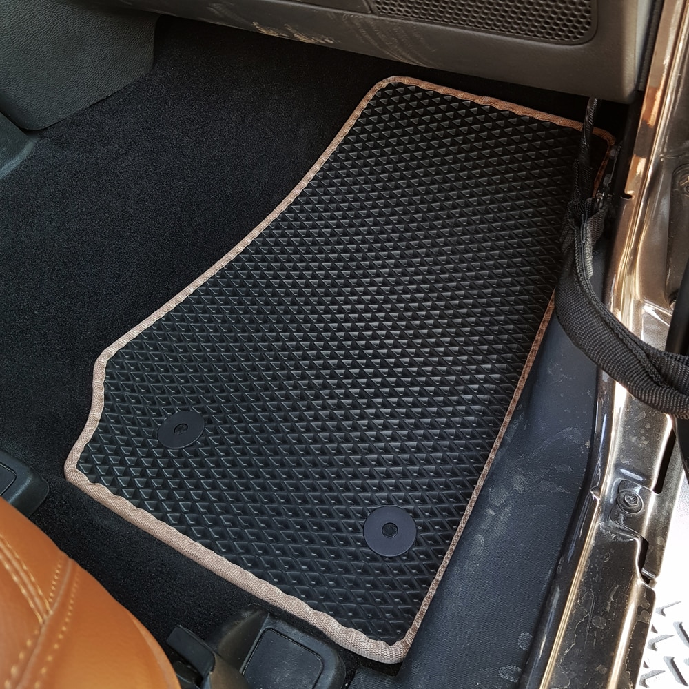שטיחי רכב JEEP WRANGLER ארוך שנים 2018-2006 | שטיחים ניתנים לשטיפה במים