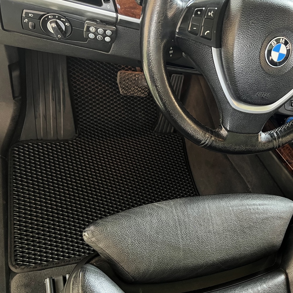 שטיחים לרכב BMW X5 שנים 2007-2013 בהתאמה אישית