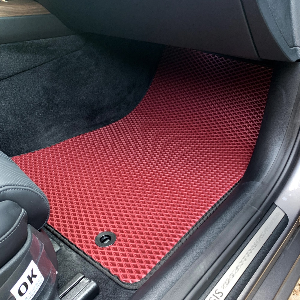 שטיח קידמי לרכב ג'נסיס גי 80 בצבע בורדו