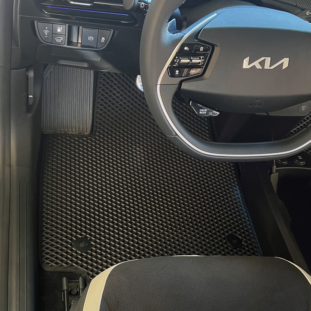 שטיחים לרכב KIA EV6 בהתאמה אישית