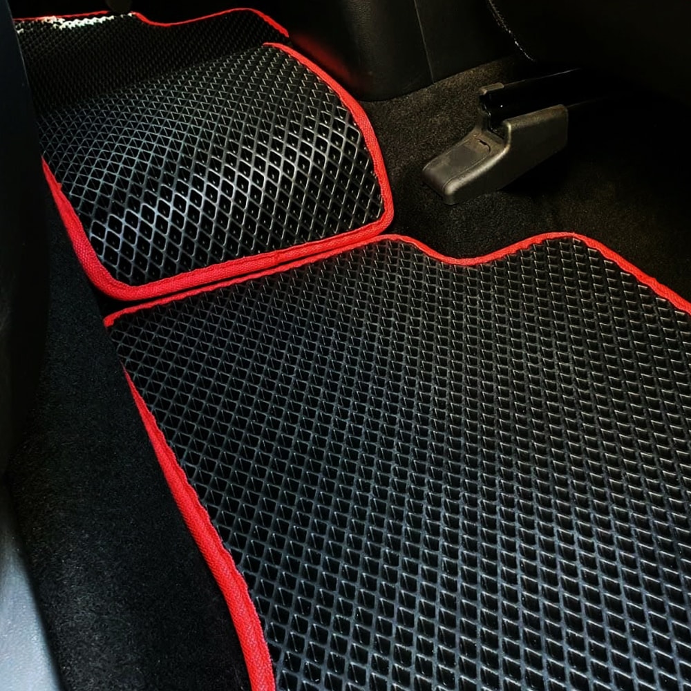 שטיחים אחוריים בהתאמה לרכב יונדאי טוסון