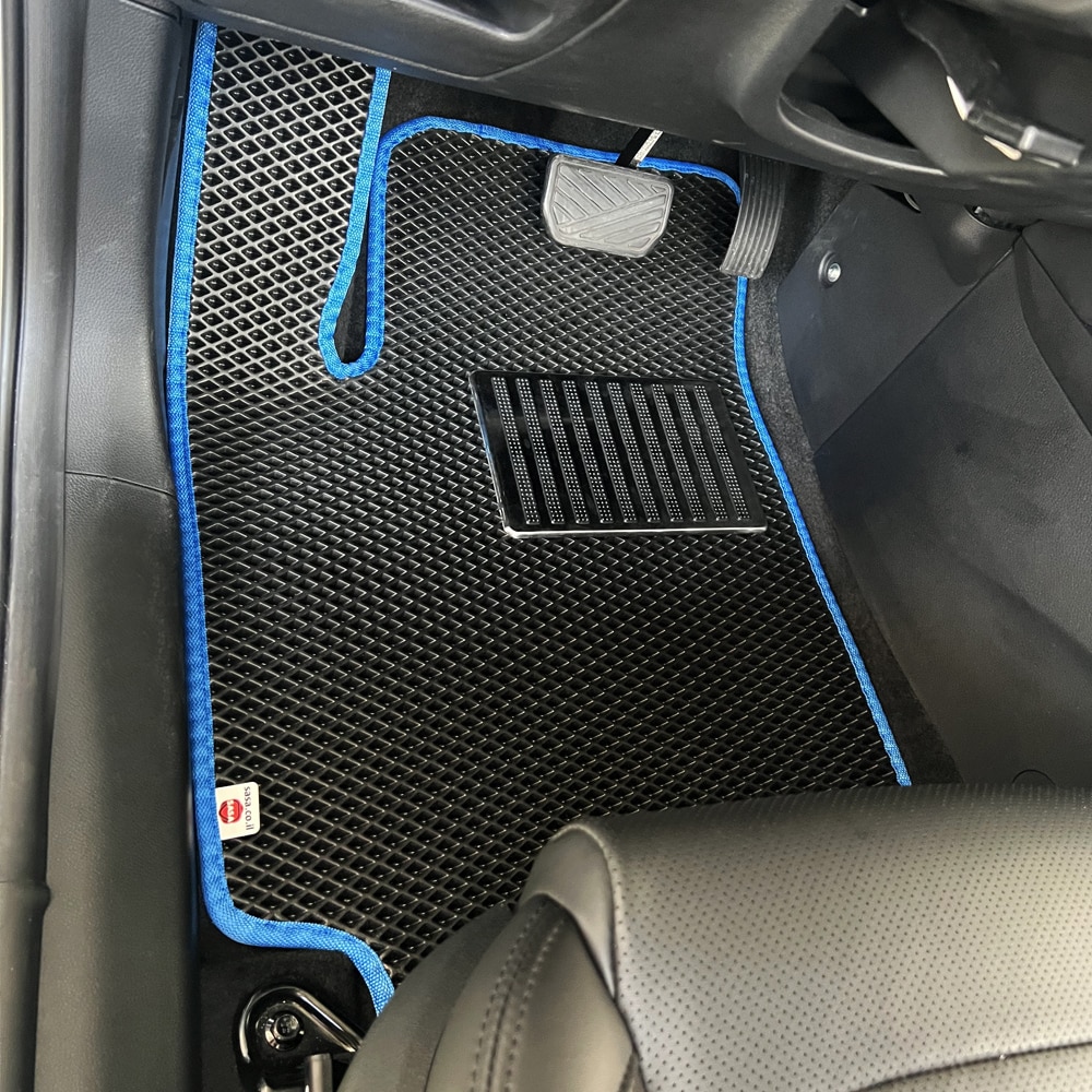 שטיחי רכב חשמלי SERES 3 EV בהתאמה אישית ולפי דגם הרכב