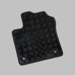 שטיח לרכב בהתאמה אישית מחומר PVC | עמיד לאורך שנים | שטיחי SASA