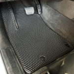 שטיח לנהג לרכב ג'יפ גרנד צירוקי 5 מקומות