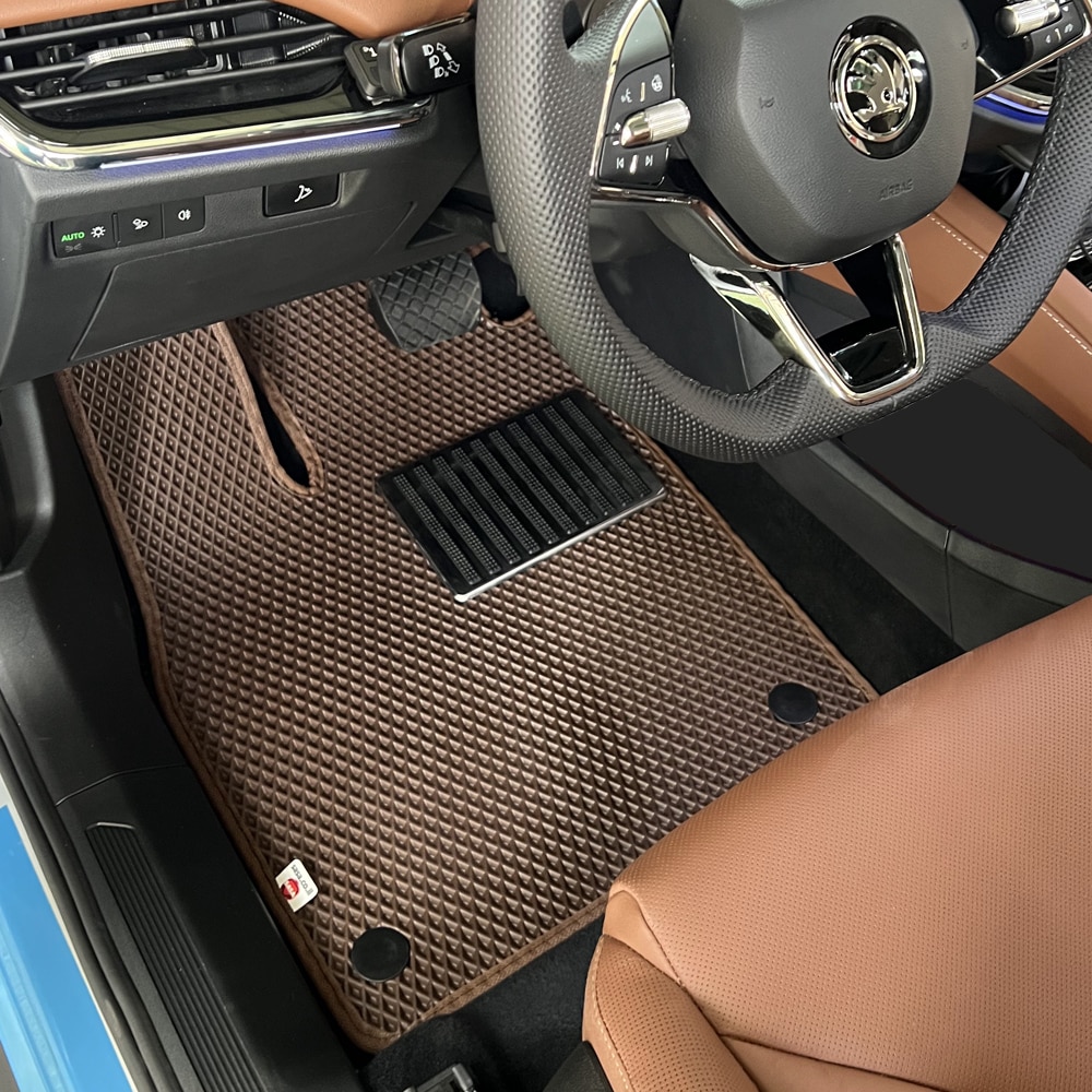 שטיחים לרכב SKODA ENYAQ COUPE בהתאמה אישית