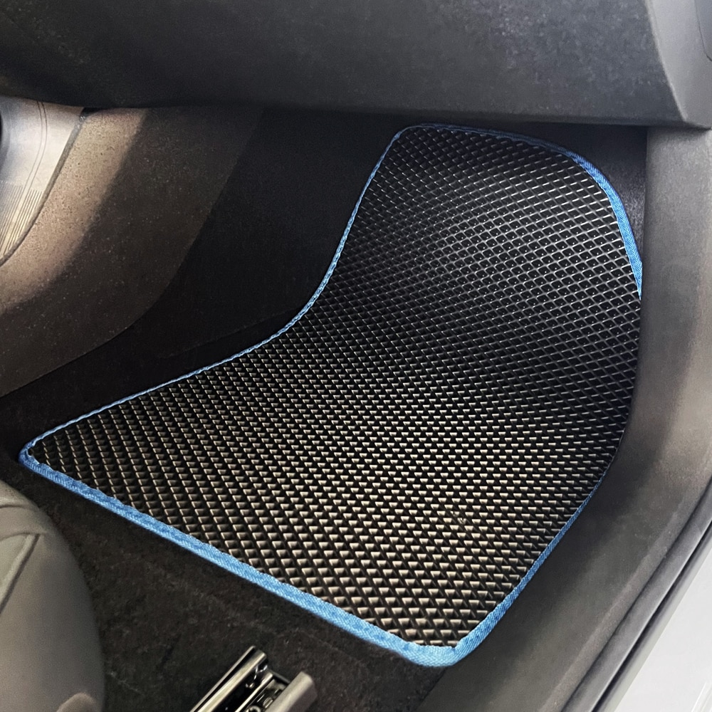 שטיח ליד הנהג לרכב VOVLO EX30 בעיצוב וייצור אישי